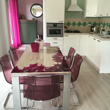 Cinqueterreblu Bougainvilleap